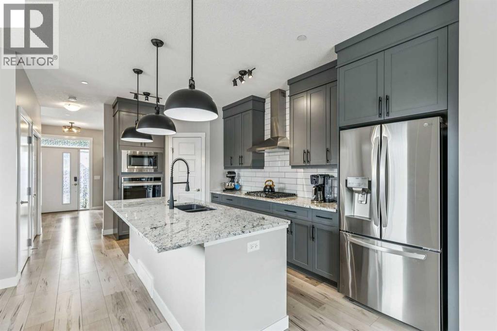 Single Family House for Sale in  Lucas Avenue NW Livingston Calgary 