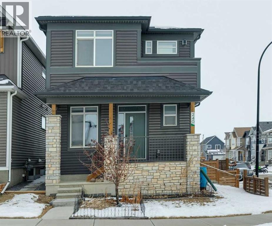 Single Family House for Sale in  Lucas Avenue NW Livingston Calgary 