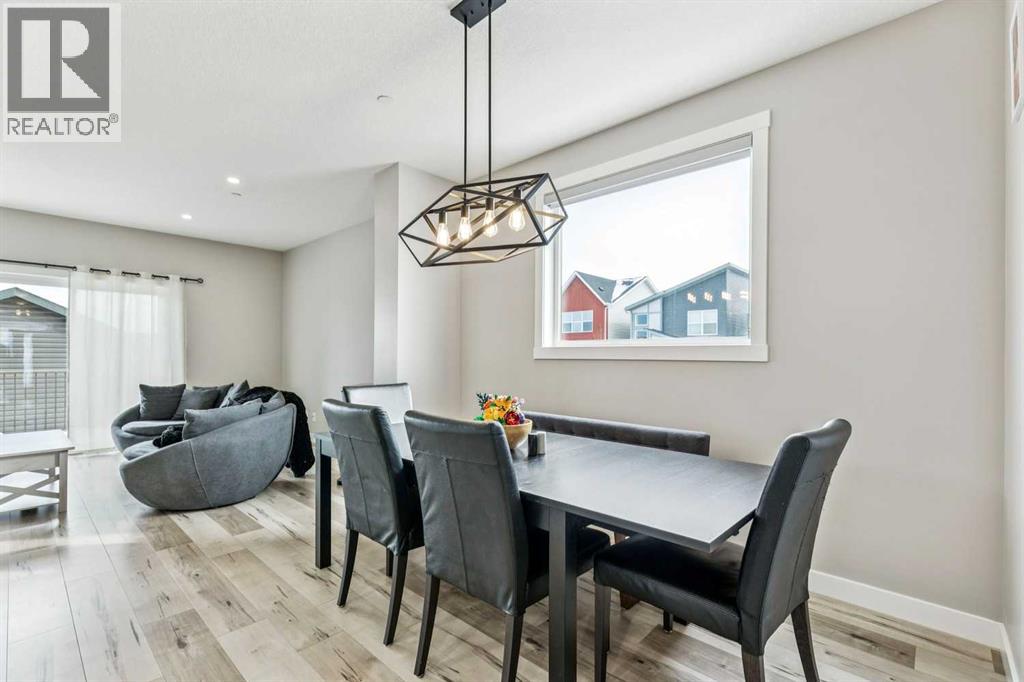 Single Family House for Sale in  Lucas Avenue NW Livingston Calgary 