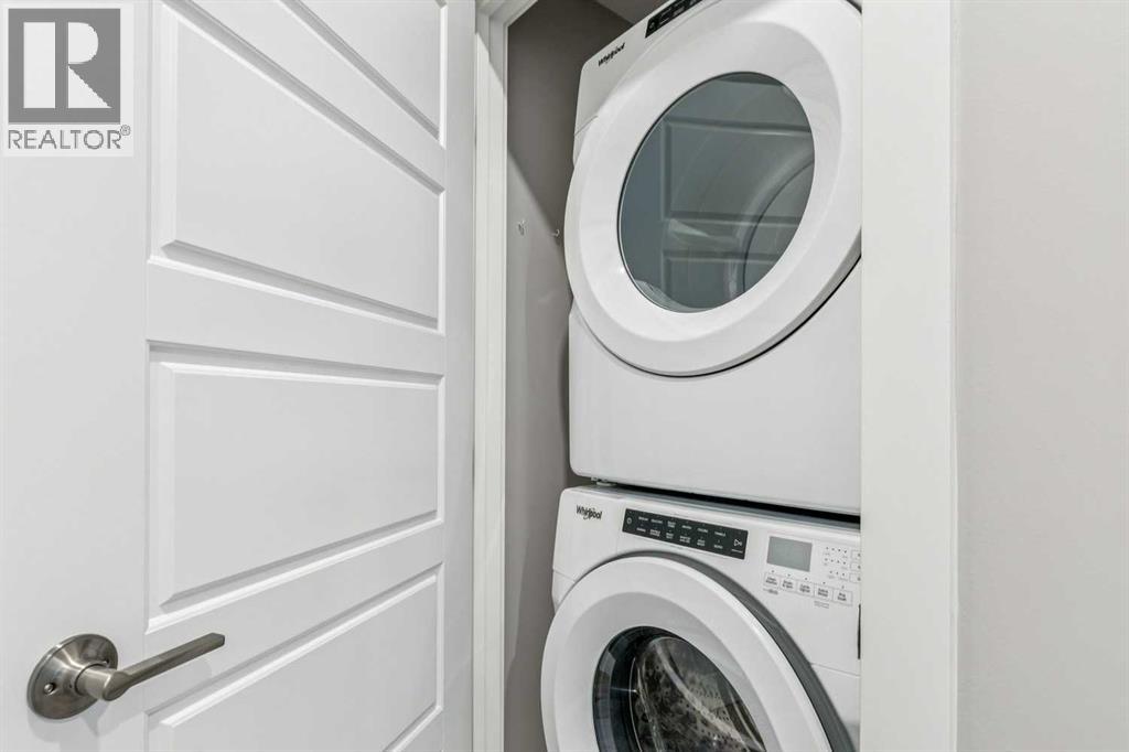 Single Family House for Sale in  Lucas Avenue NW Livingston Calgary 