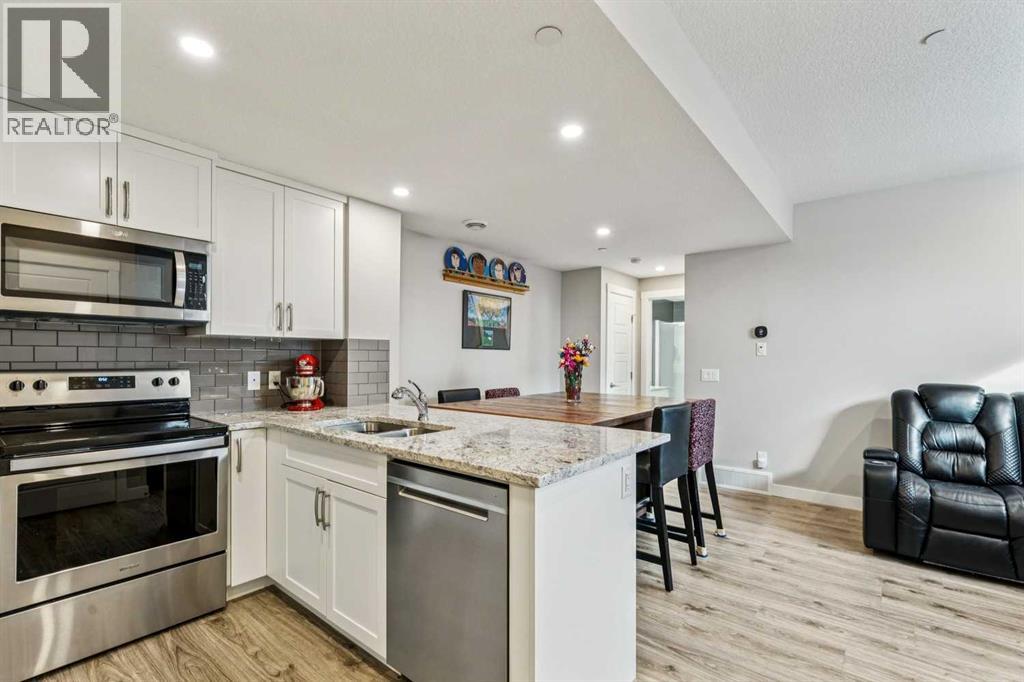 Single Family House for Sale in  Lucas Avenue NW Livingston Calgary 