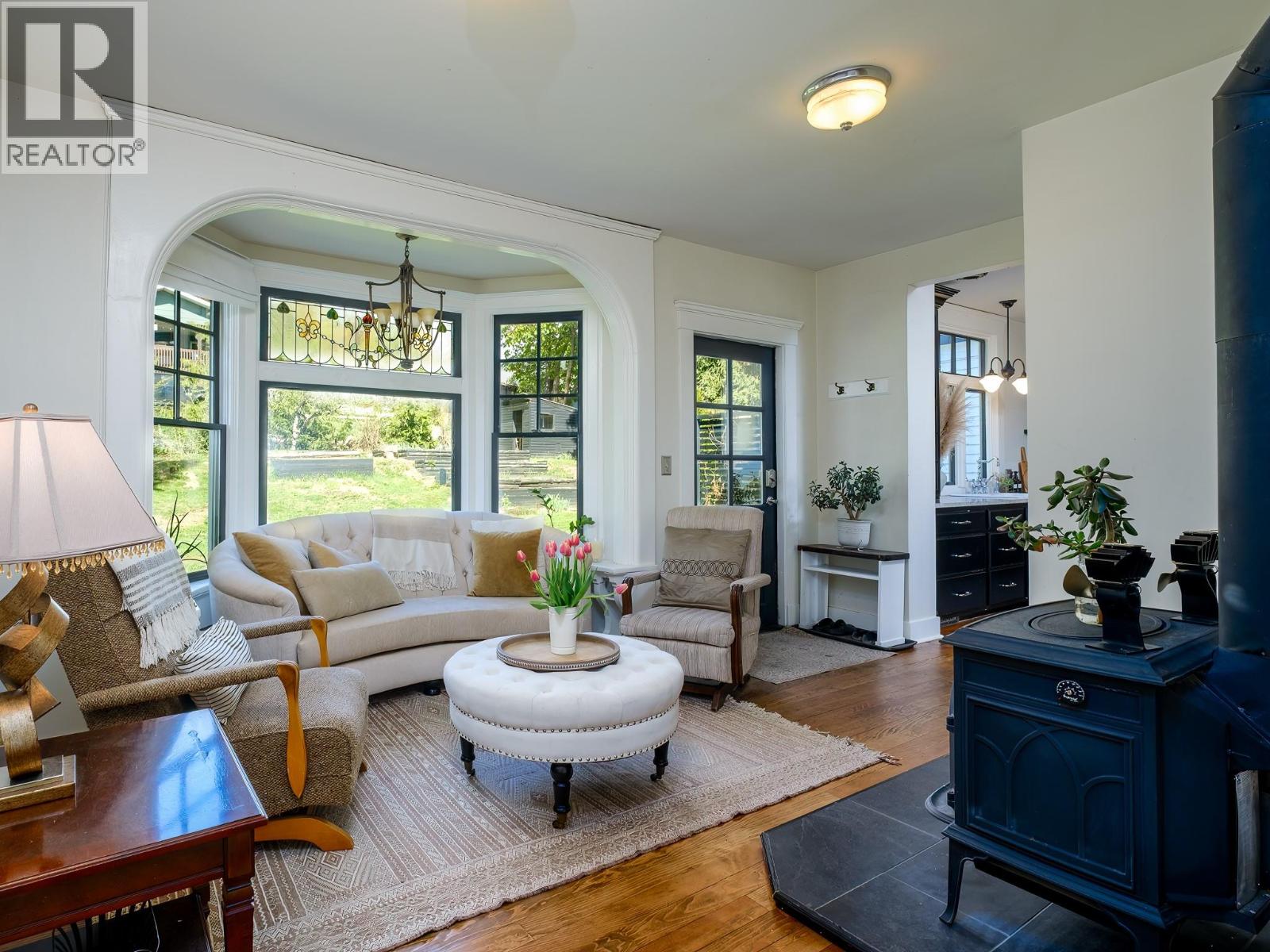  1345 Spokane Street, Rossland