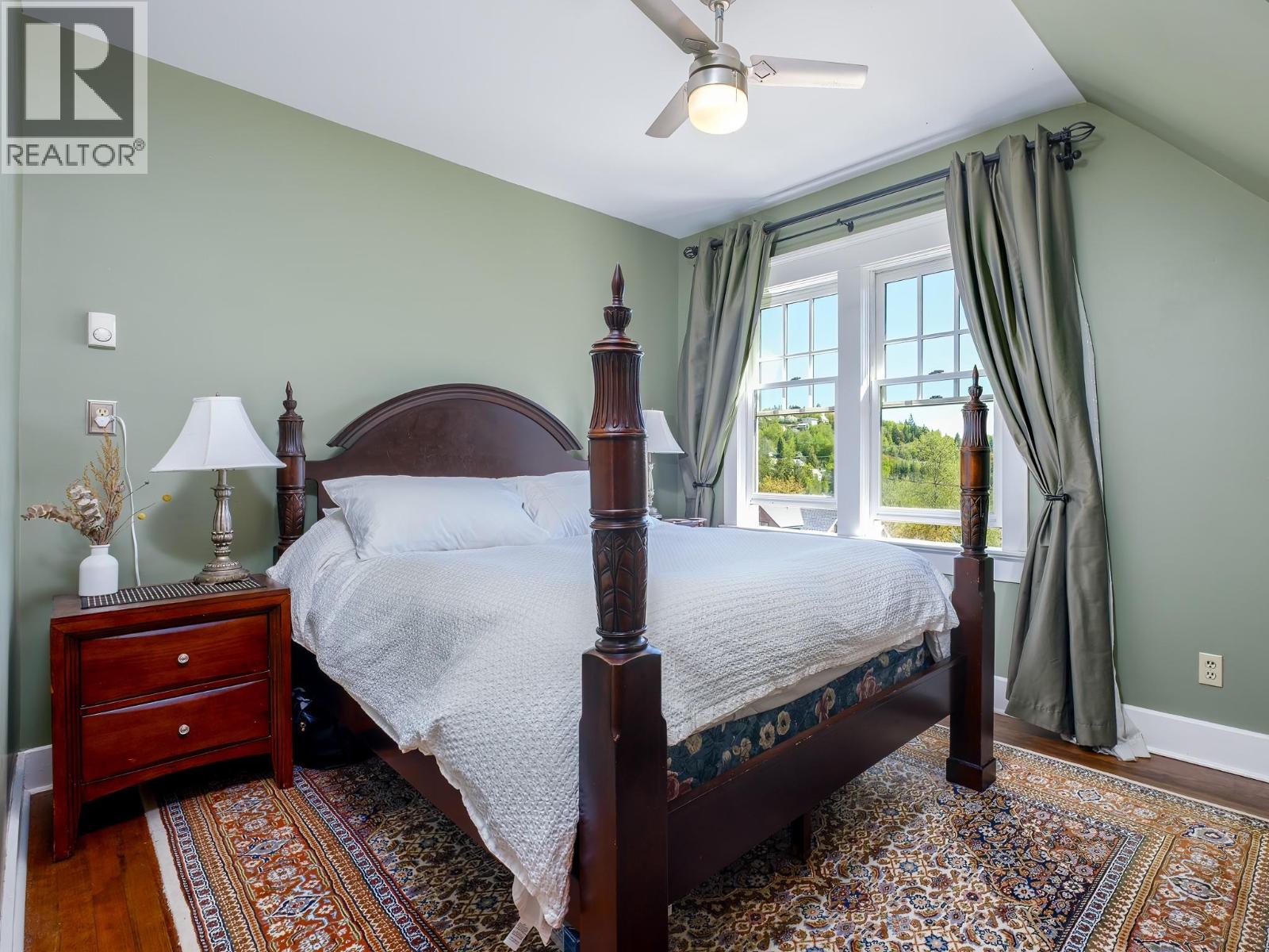  1345 Spokane Street, Rossland