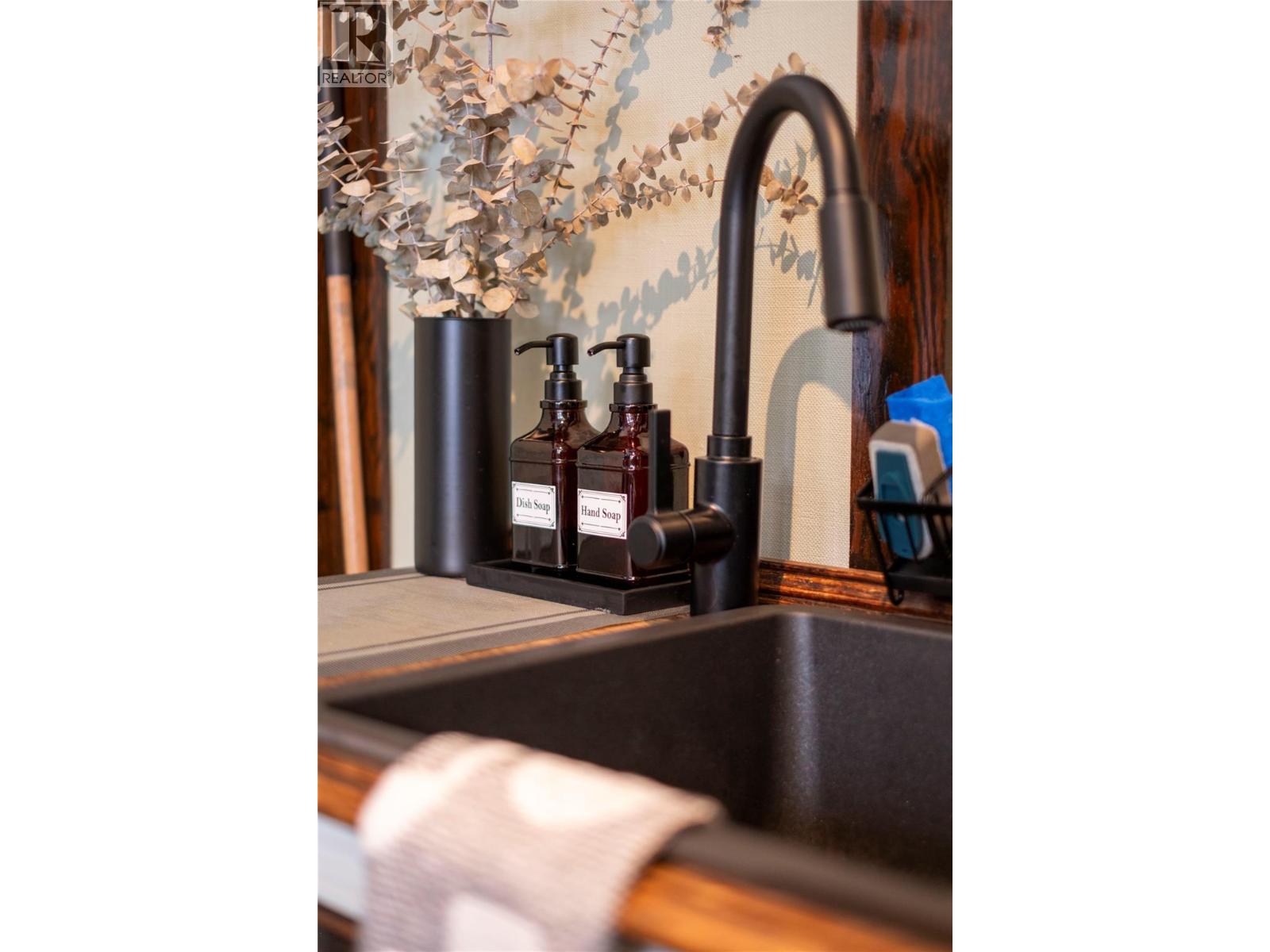  1345 Spokane Street, Rossland