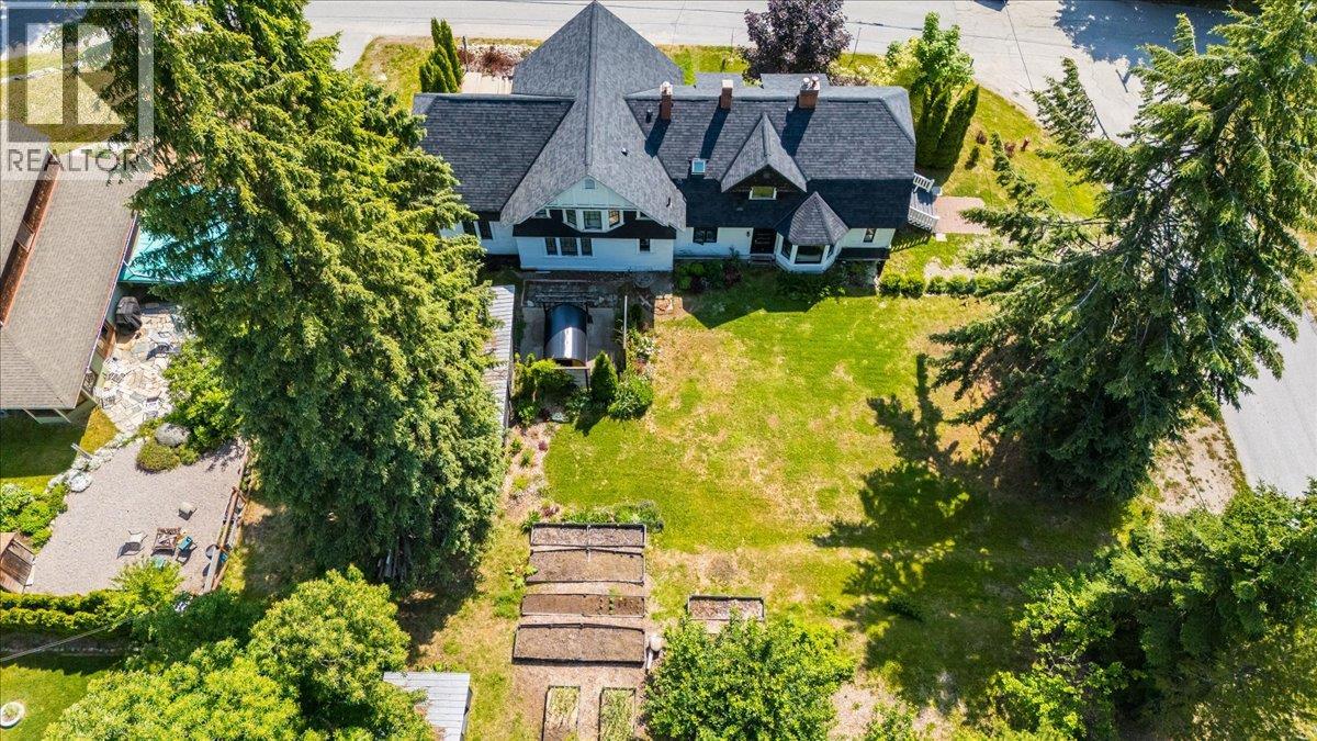  1345 Spokane Street, Rossland