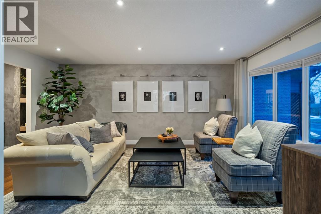 Single Family House for Sale in  Lake Crimson Close SE Lake Bonavista Calgary 