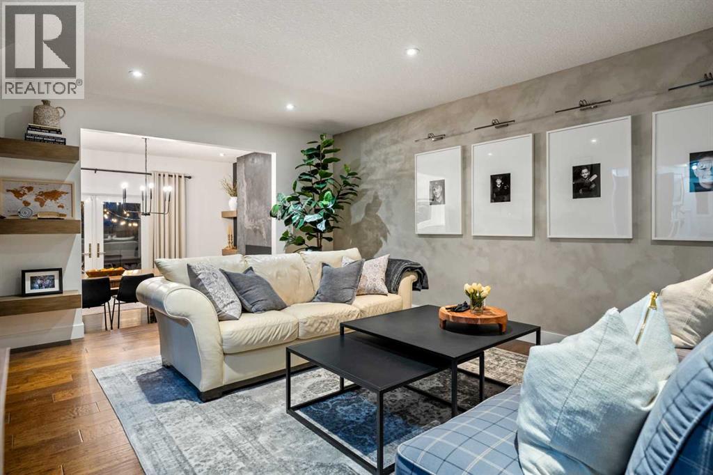 Single Family House for Sale in  Lake Crimson Close SE Lake Bonavista Calgary 