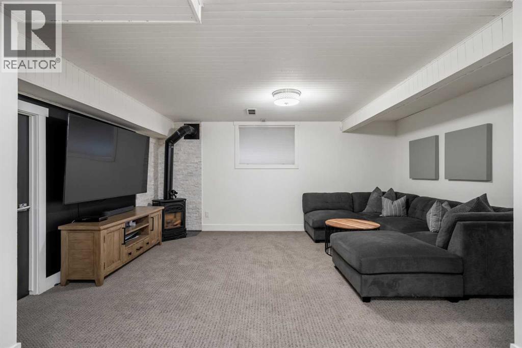 Single Family House for Sale in  Lake Crimson Close SE Lake Bonavista Calgary 