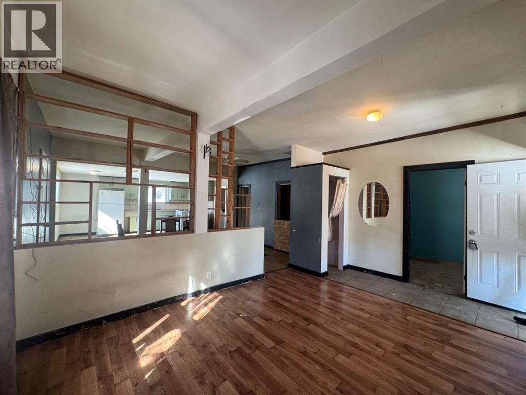 
          5025 48 Street
            <br/>
            <span>Sedgewick</span>
            , 
            <span>AB</span>
             <span>T0B4C0</span>
         - Photo 9