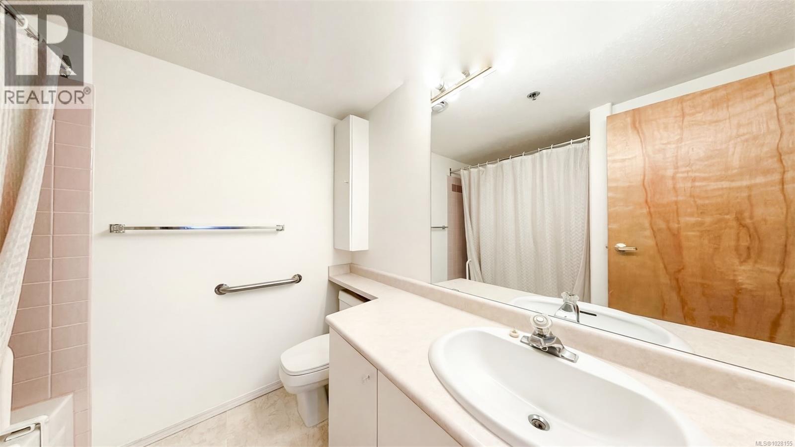 #106 3009 BRITTANY DR - 15