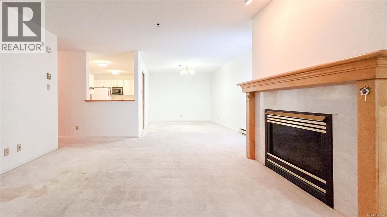 #106 3009 BRITTANY DR - 5