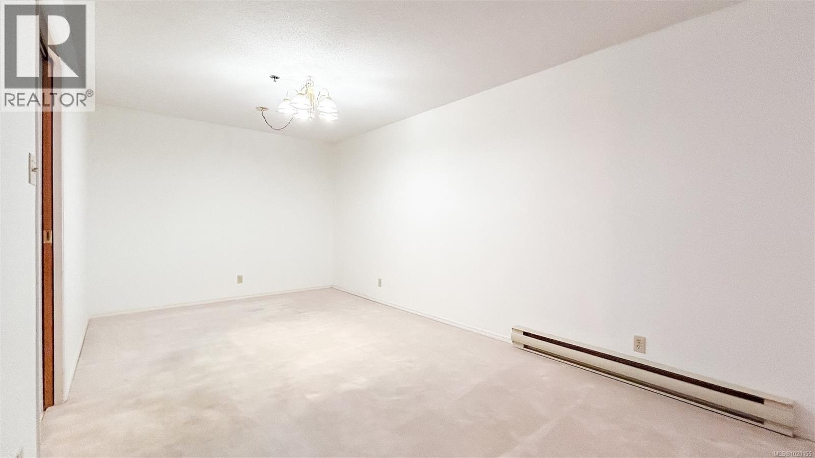 #106 3009 BRITTANY DR - 7