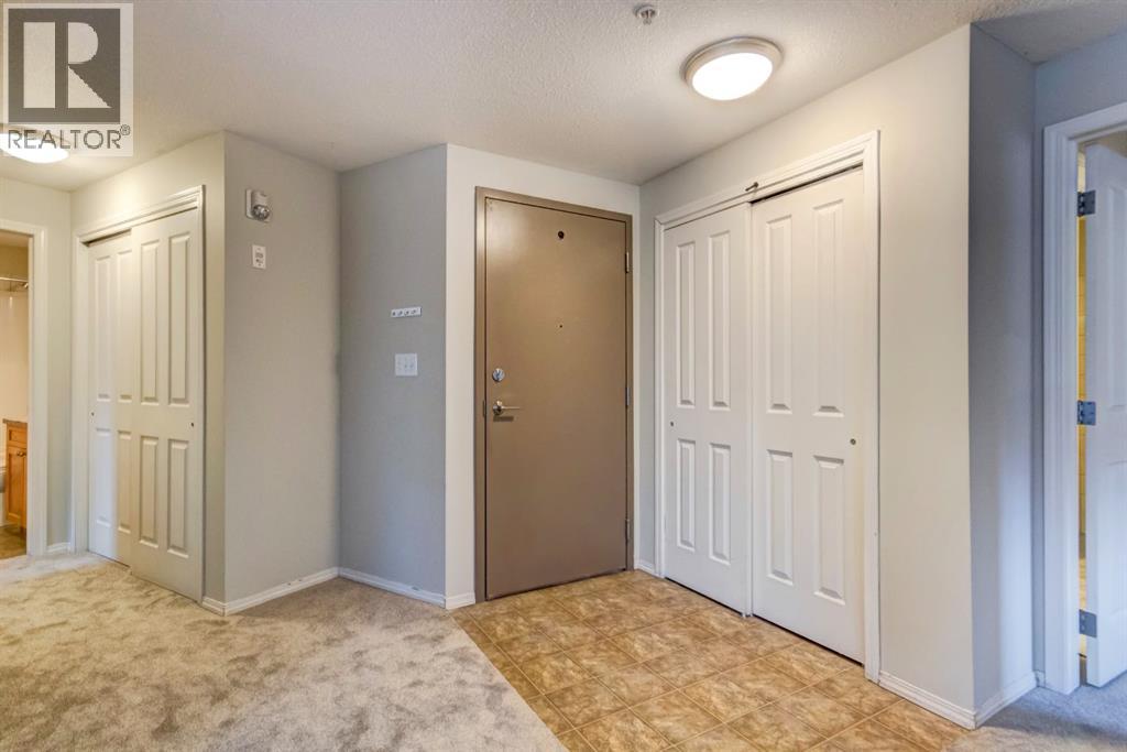 
          186 Kananaskis Way
            <br/>
            <span>Canmore</span>
            , 
            <span>AB</span>
             <span>T1W0A2</span>
         - Photo 22