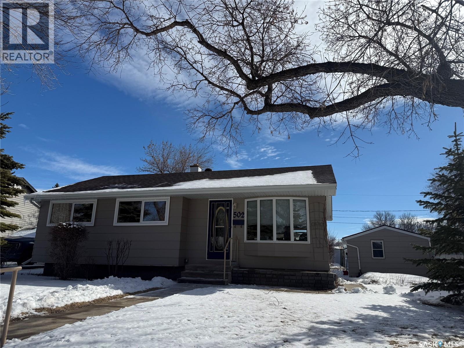 502 McLeod AVENUE