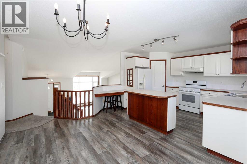 
          26 Raabis Street
            <br/>
            <span>Red Deer</span>
            , 
            <span>AB</span>
             <span>T4P3P1</span>
         - Photo 15