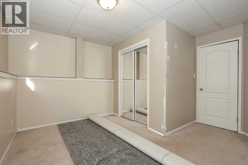 
          26 Raabis Street
            <br/>
            <span>Red Deer</span>
            , 
            <span>AB</span>
             <span>T4P3P1</span>
         - Photo 39