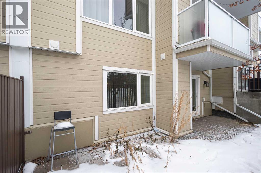 
          3747 42 Street Northwest
            <br/>
            <span>Calgary</span>
            , 
            <span>AB</span>
             <span>T3A2W4</span>
         - Photo 18