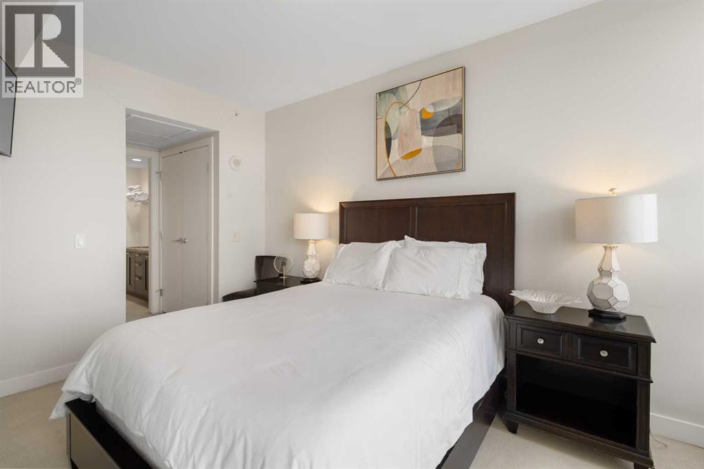 Single Family House for Sale in   Riverfront Avenue SW Chinatown Calgary 