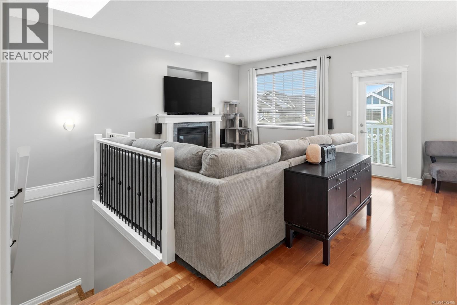 897 CAVALCADE TERR - 7