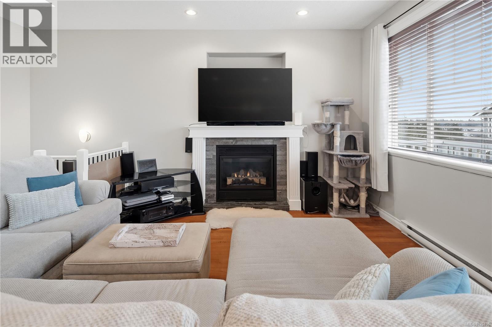 897 CAVALCADE TERR - 8