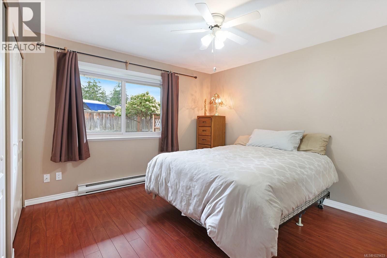 #15 2030 ROBB AVE - 14