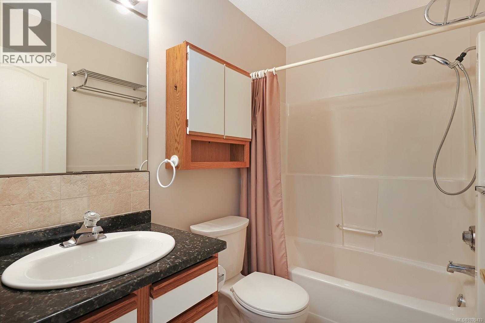 #15 2030 ROBB AVE - 19