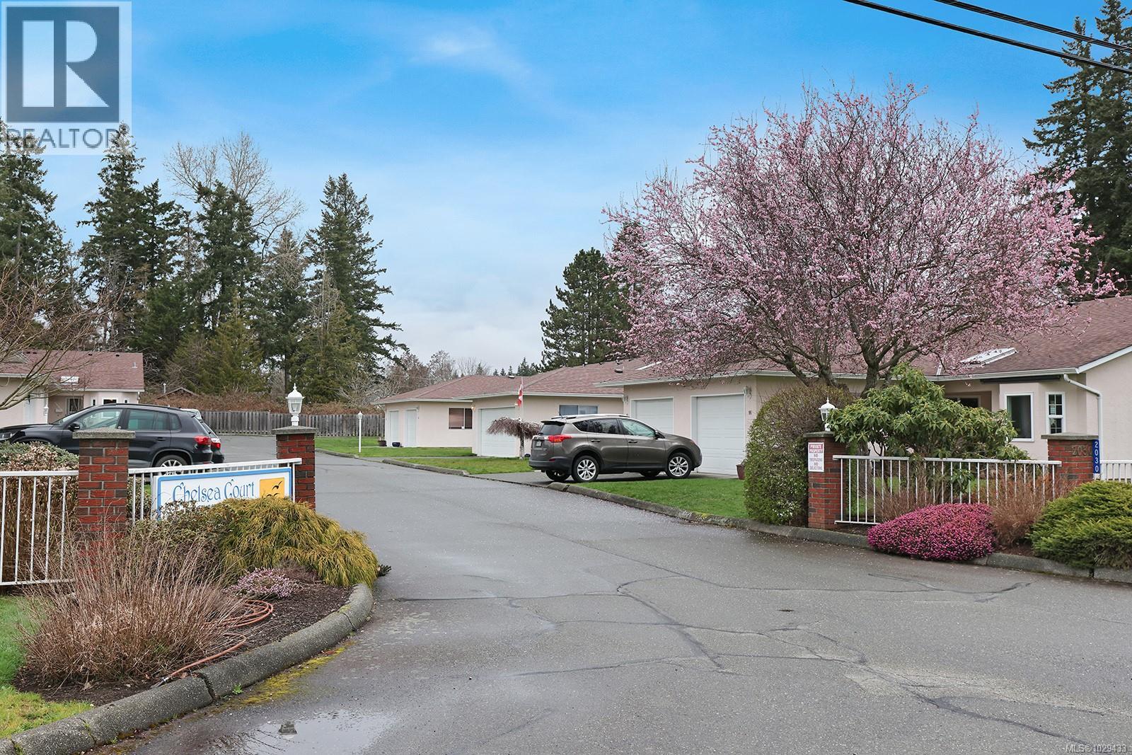 #15 2030 ROBB AVE - Image 3