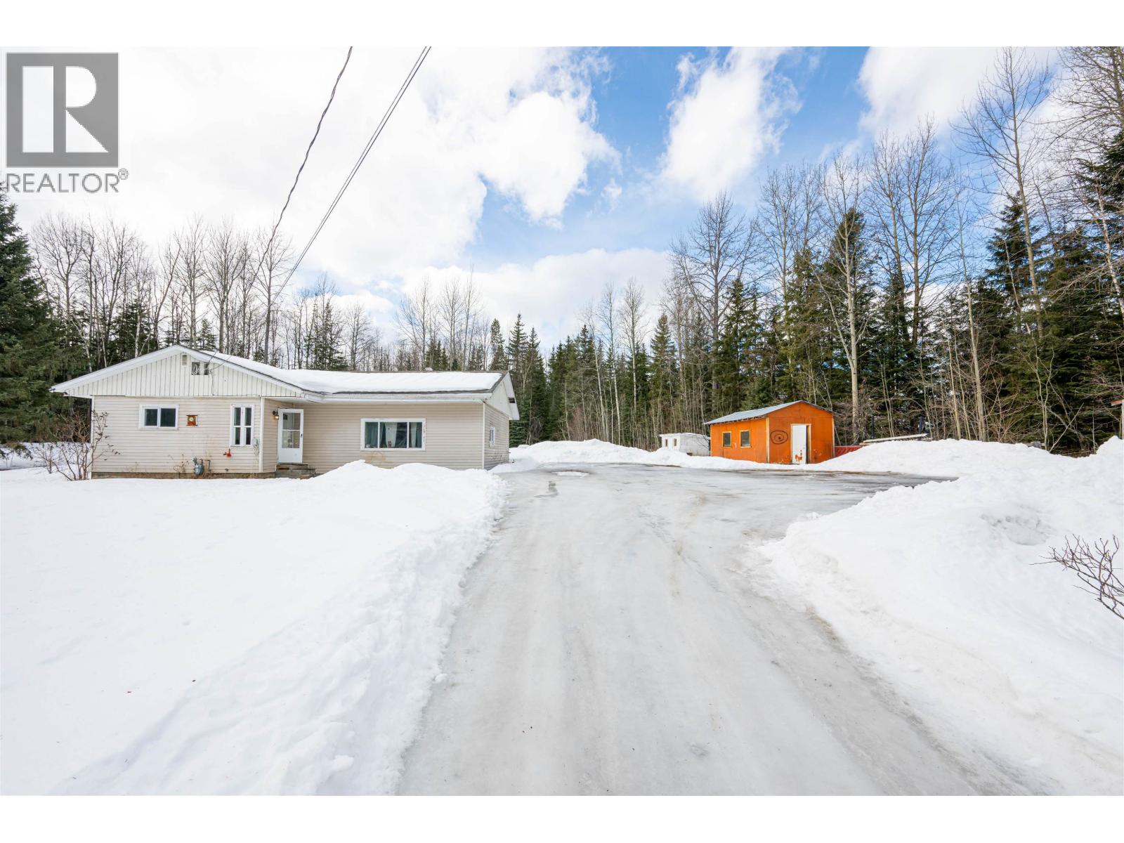 10177 KELLY Road - main photo