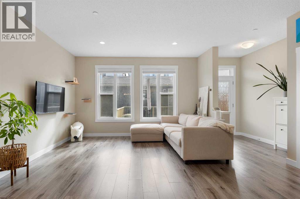 Single Family House for Sale in   Avenue NW Livingston Calgary 