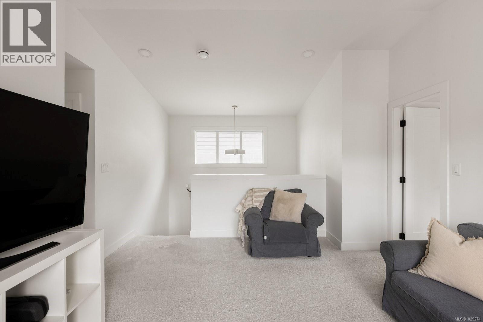  3403 Sparrowhawk Avenue, Colwood