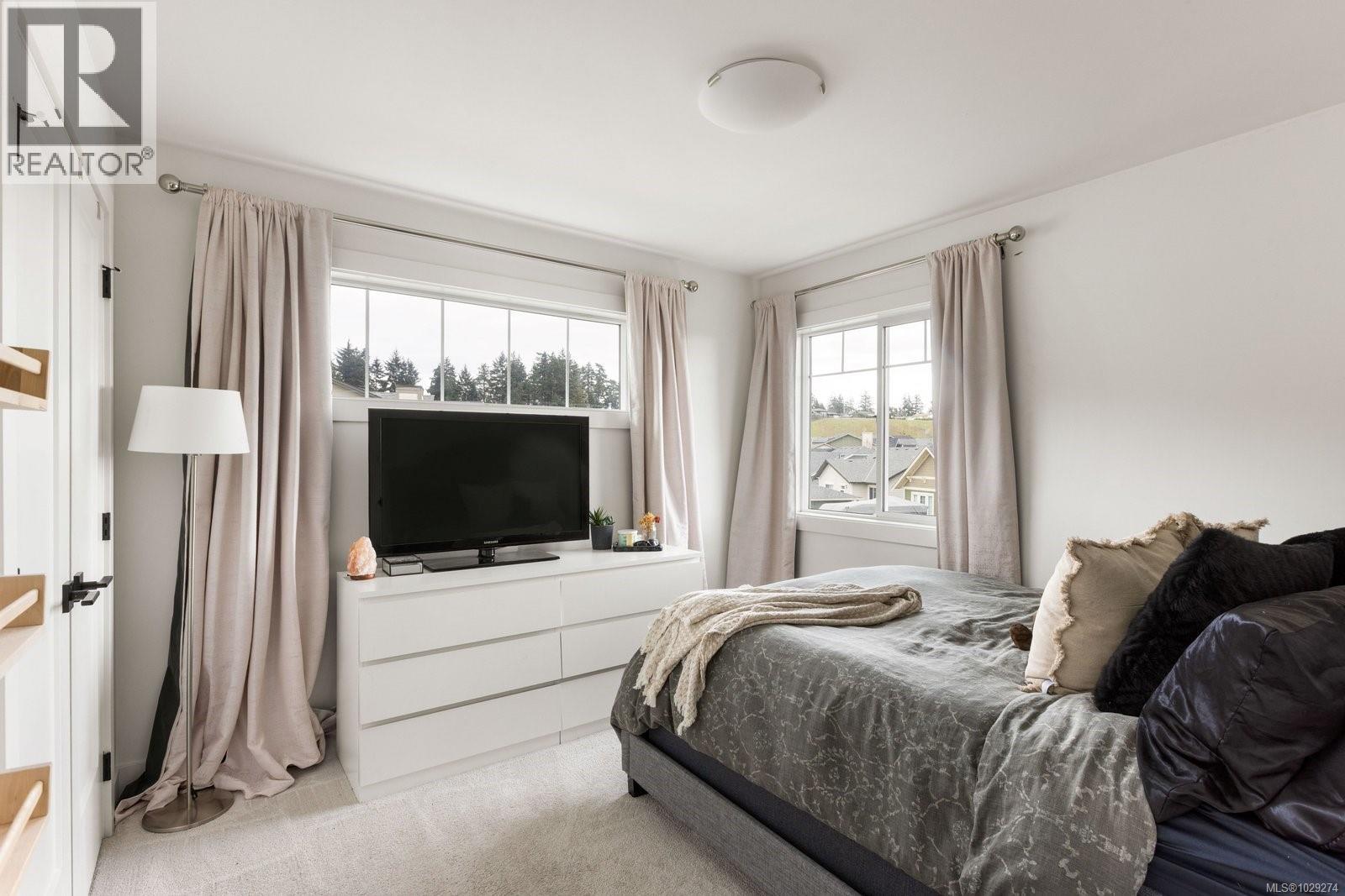  3403 Sparrowhawk Avenue, Colwood