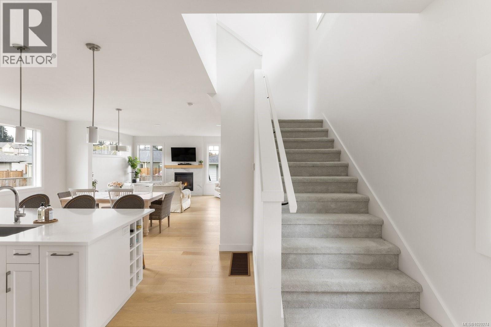  3403 Sparrowhawk Avenue, Colwood