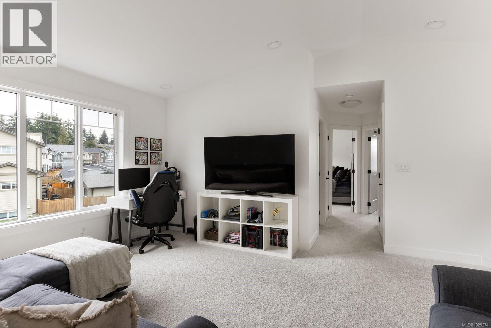  3403 Sparrowhawk Avenue, Colwood