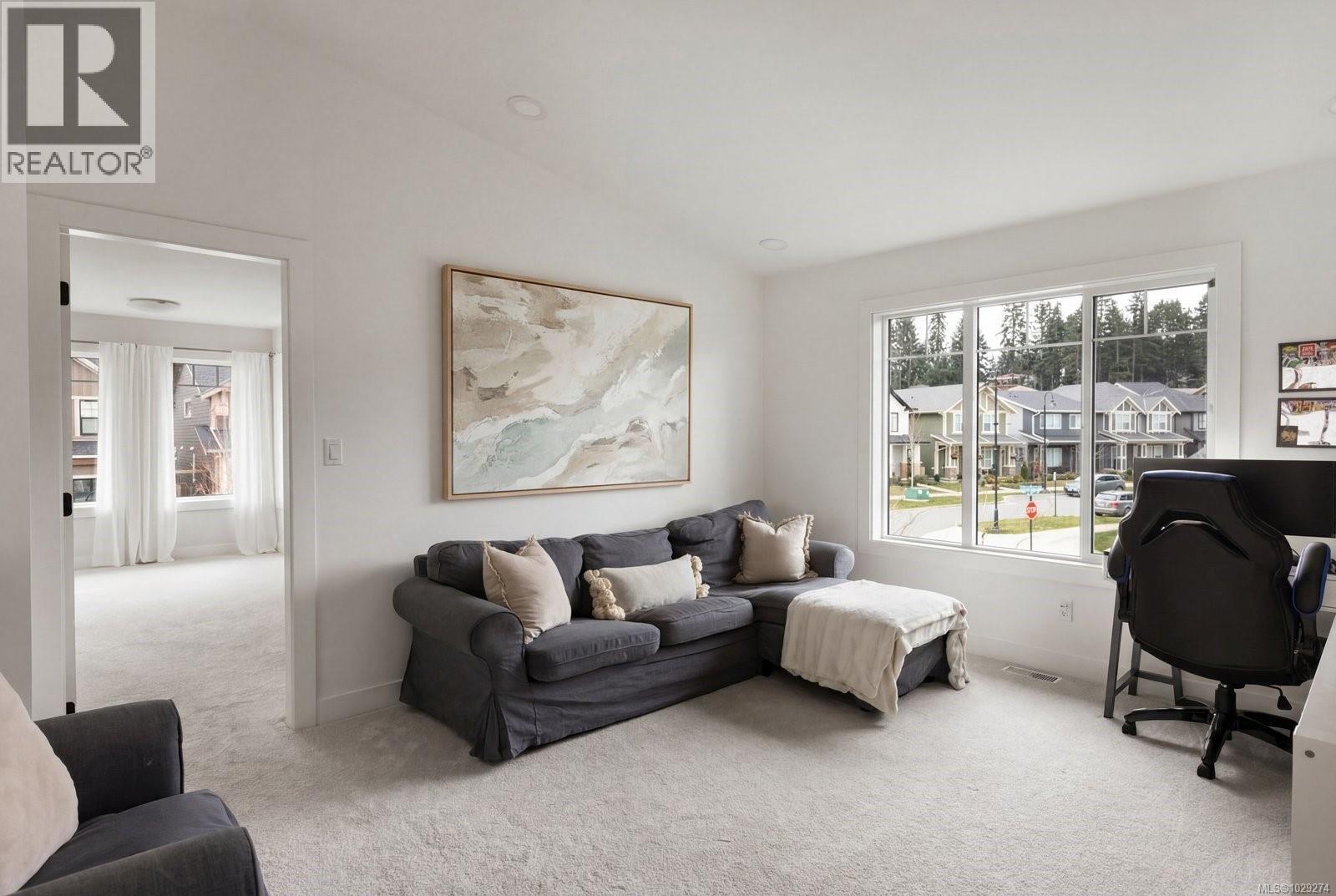  3403 Sparrowhawk Avenue, Colwood