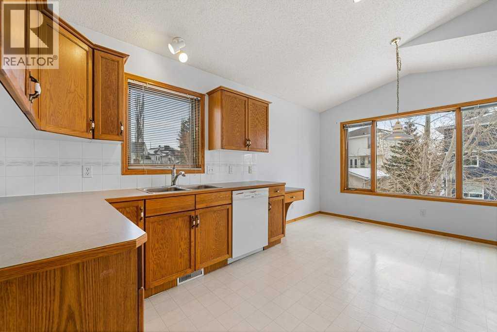Single Family House Bungalow for Sale in  Scurfield Drive NW Scenic Acres Calgary 