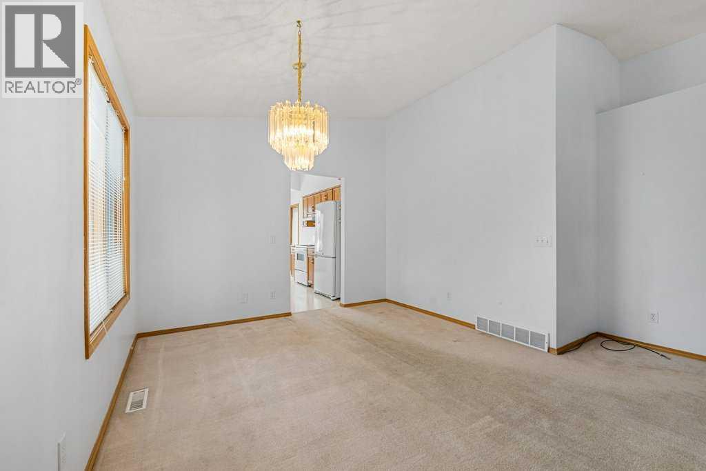 Single Family House Bungalow for Sale in  Scurfield Drive NW Scenic Acres Calgary 