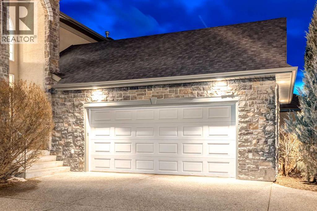 Single Family House for Sale in  Discovery Ridge Mount SW Discovery Ridge Calgary 