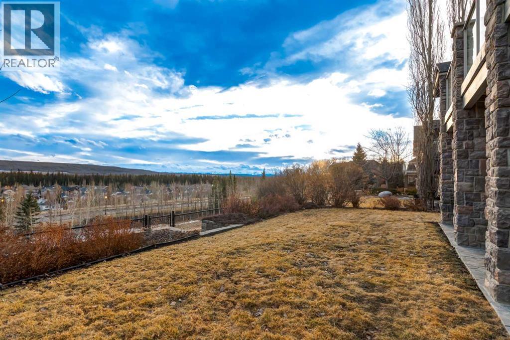 Single Family House for Sale in  Discovery Ridge Mount SW Discovery Ridge Calgary 