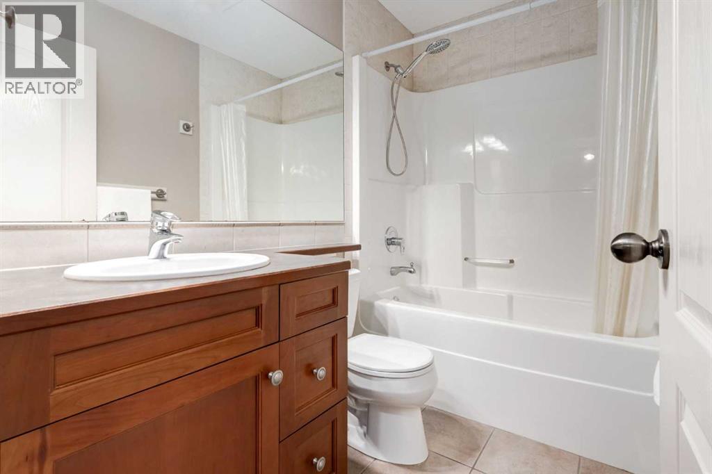 Single Family House for Sale in  Discovery Ridge Mount SW Discovery Ridge Calgary 