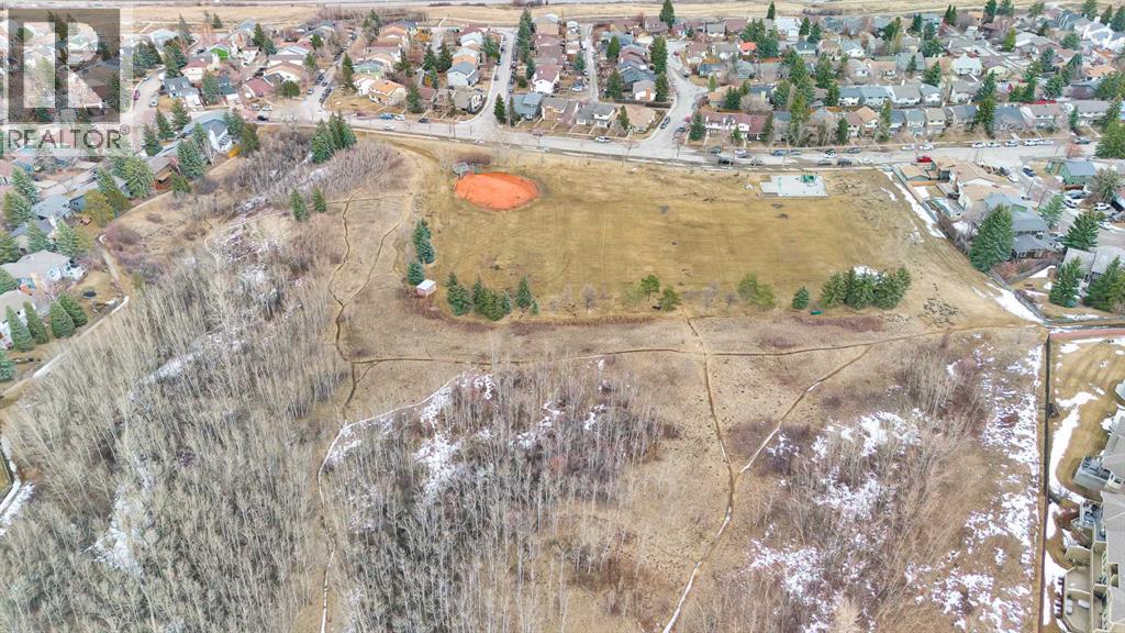 Single Family House for Sale in  Strathclair Rise SW Strathcona Park Calgary 