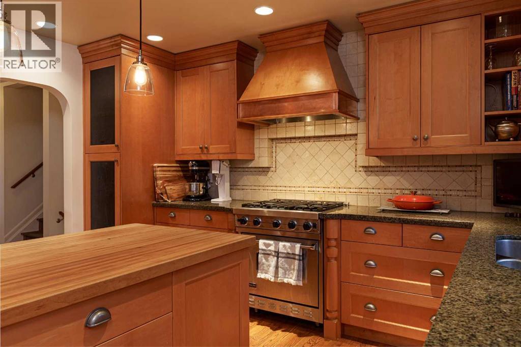 Single Family House 4 Level for Sale in  Crescent Boulevard SW Elboya Calgary 