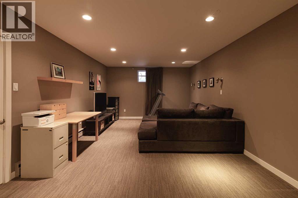 Single Family House 4 Level for Sale in  Crescent Boulevard SW Elboya Calgary 