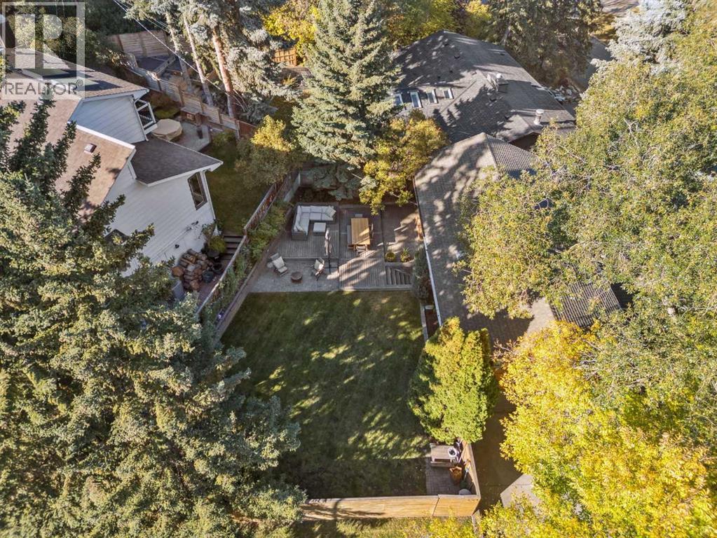 Single Family House 4 Level for Sale in  Crescent Boulevard SW Elboya Calgary 