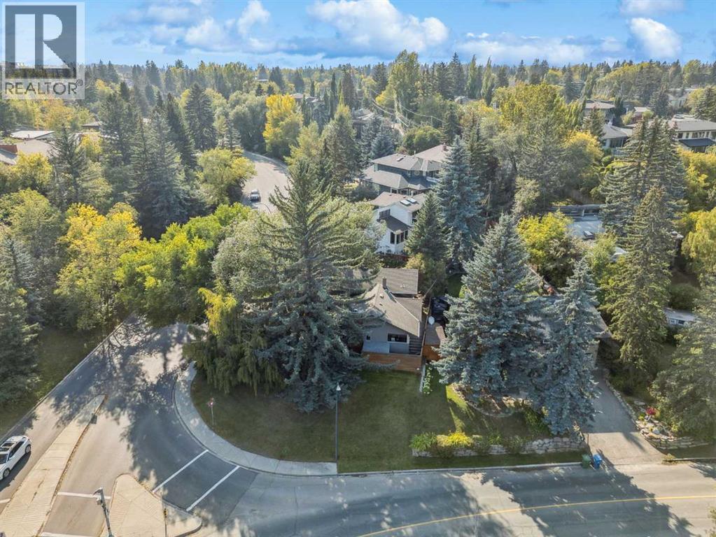 Single Family House 4 Level for Sale in  Crescent Boulevard SW Elboya Calgary 