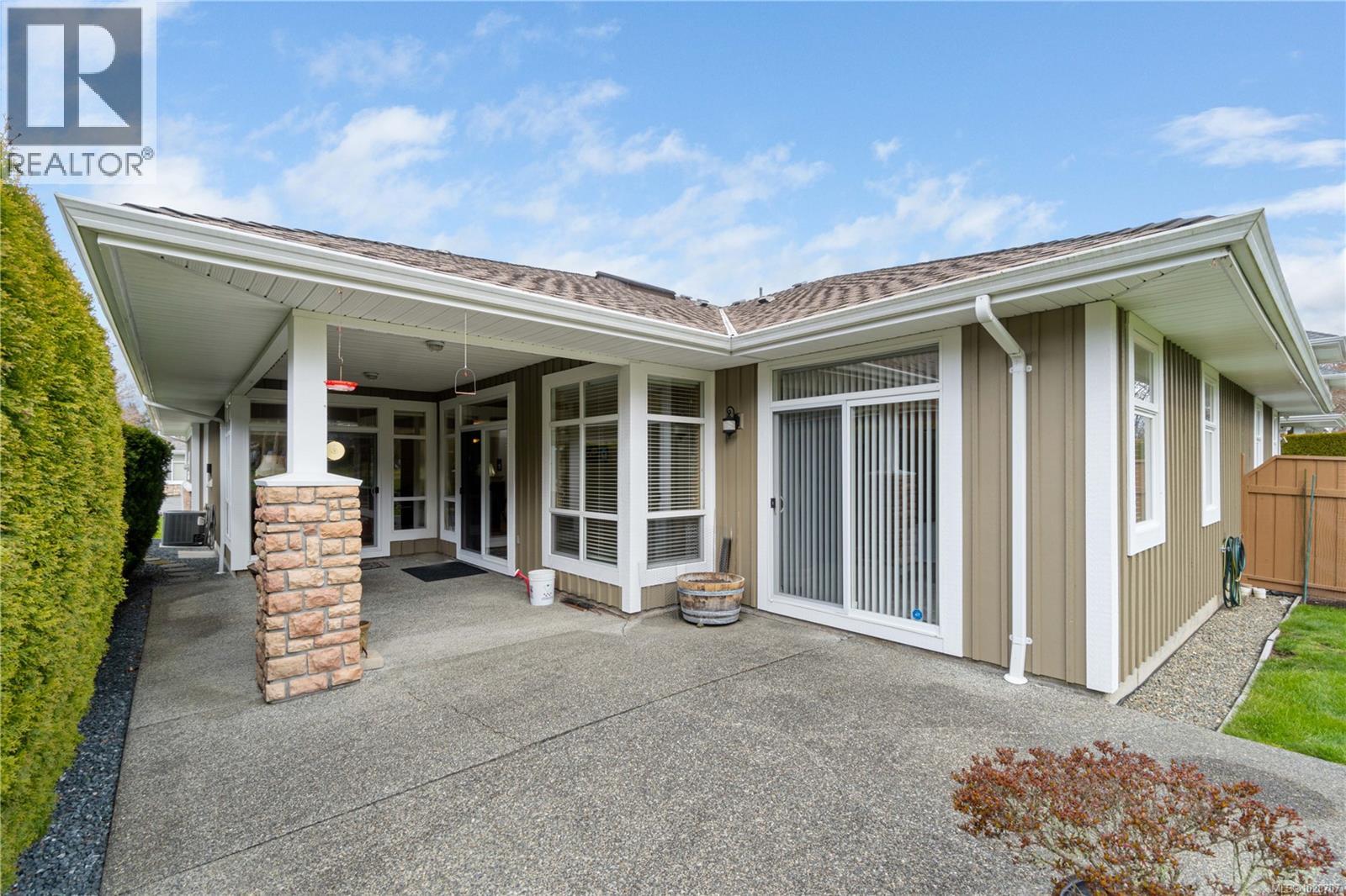 #118 730 BARCLAY CRES - 19