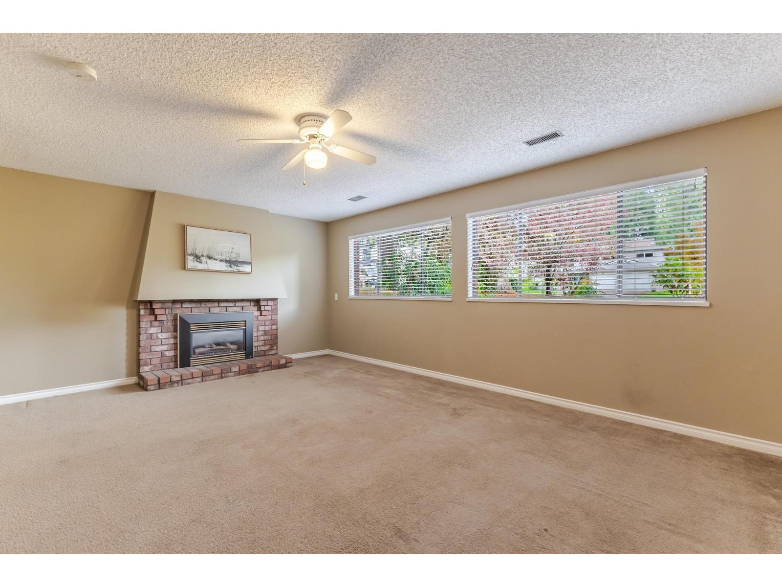 6457 SUMMIT Crescent, Delta