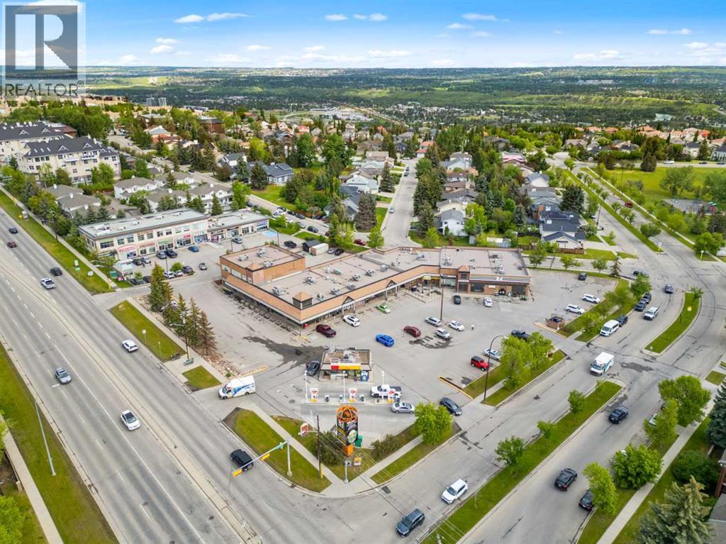 Single Family House for Sale in  Coach Gate Way SW Coach Hill Calgary 