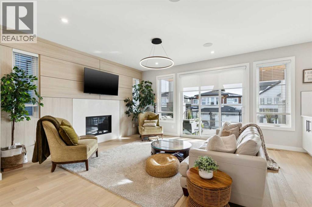 Single Family House for Sale in  Timberline Way SW Springbank Hill Calgary 