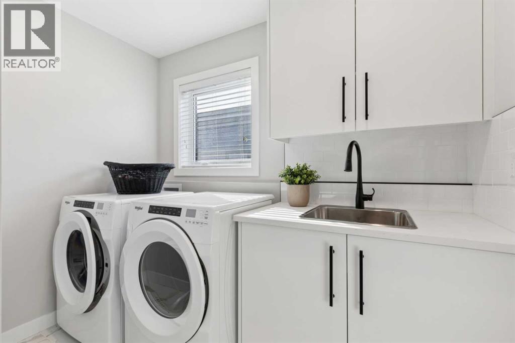 Single Family House for Sale in  Timberline Way SW Springbank Hill Calgary 