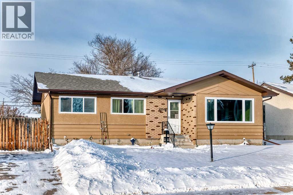 4924 39 Street, Innisfail